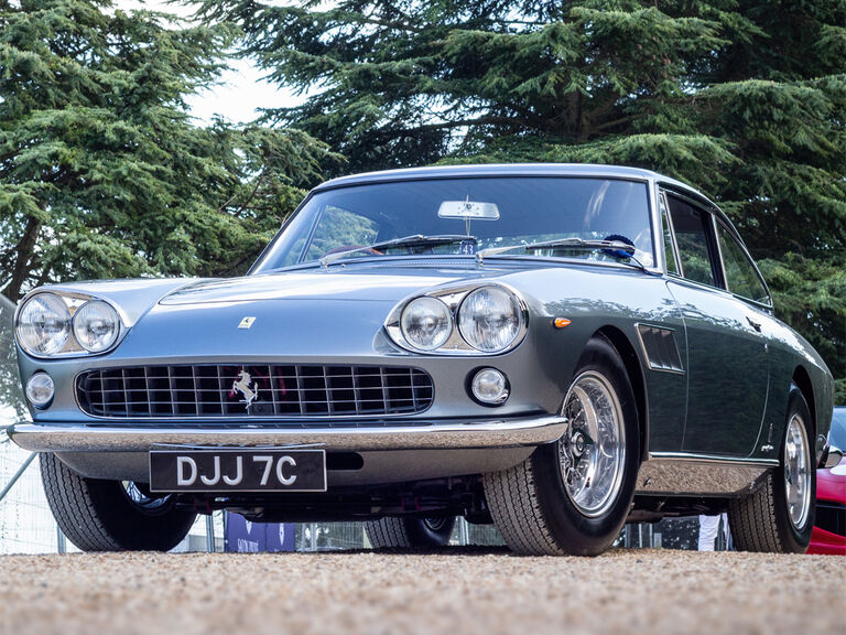 Ferrari 330 GT 2+2 (1965) image