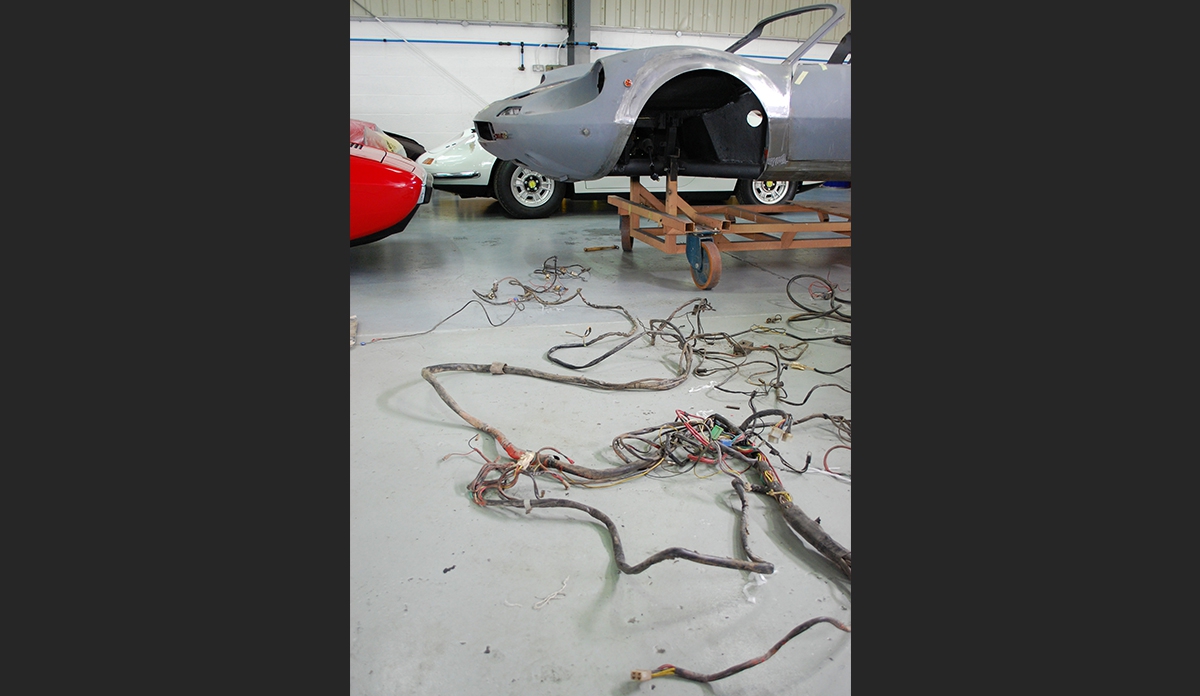 201305210851462243469ferrari dino wiring restoration